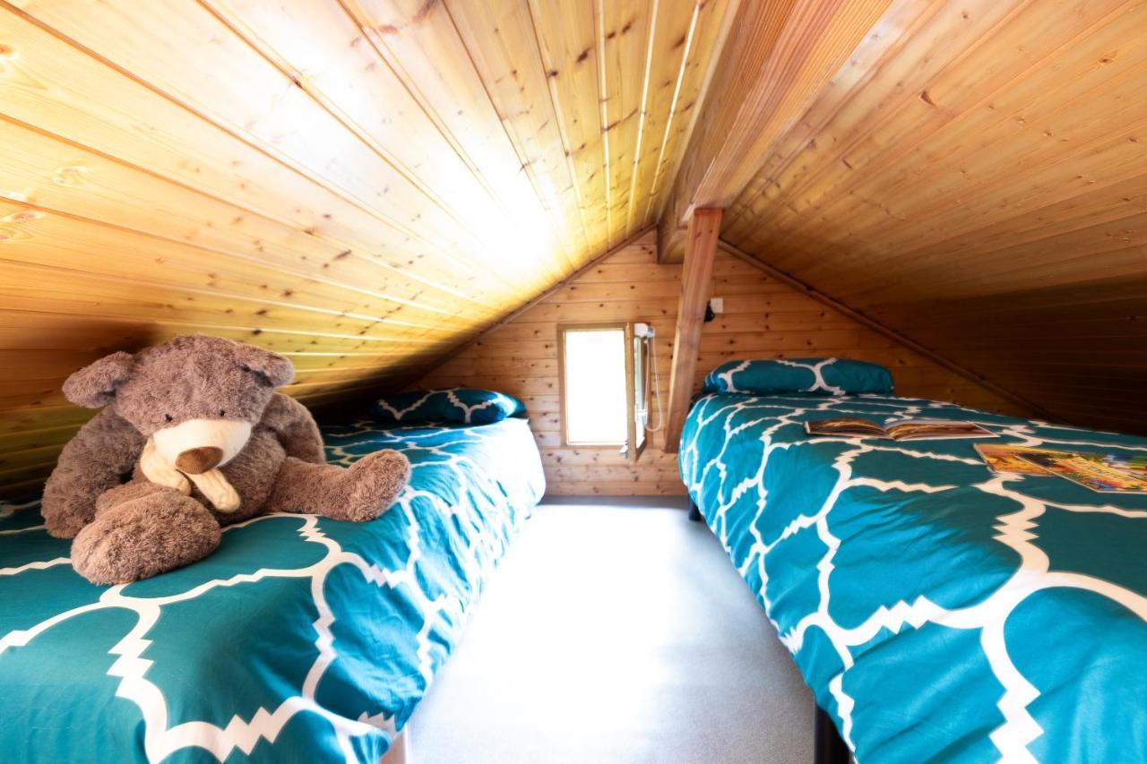 Camping Le Lac Des Sapins Cublize Esterno foto